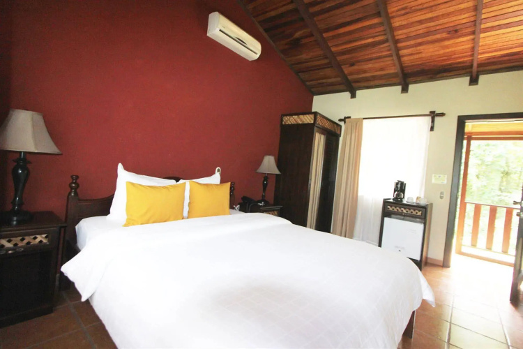 Hotel Lomas del Volcán