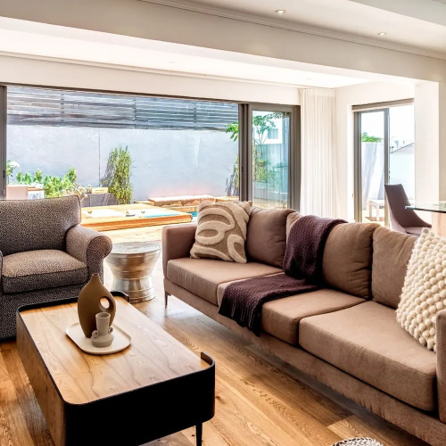 Tranquil Escape in Sea Point Aureto