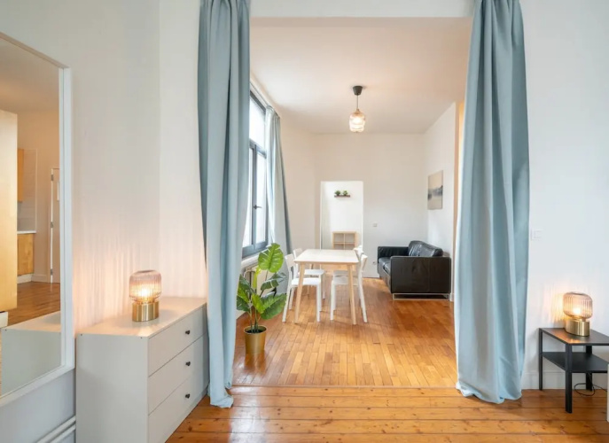 Lively City Getaway For 10 Near Meir - Amberes, Bélgica