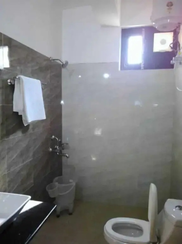 Hotel Trishul Regency