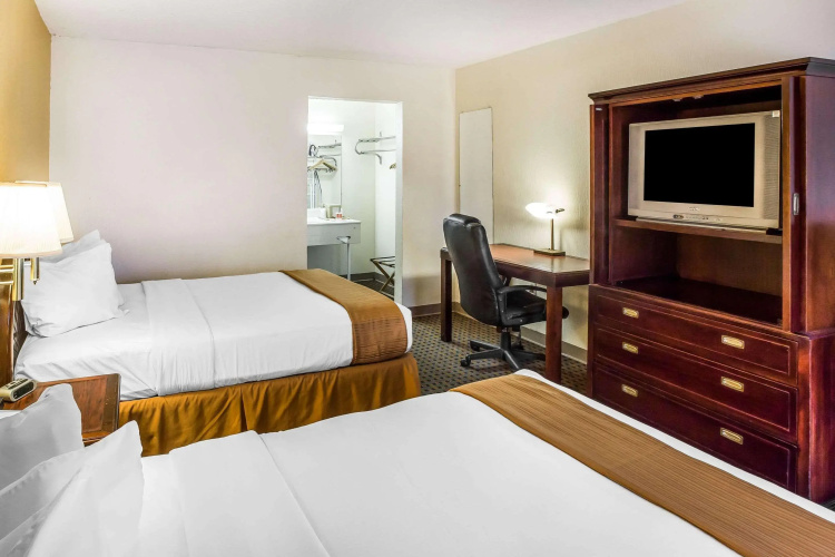 Rodeway Inn & Suites Carrollton