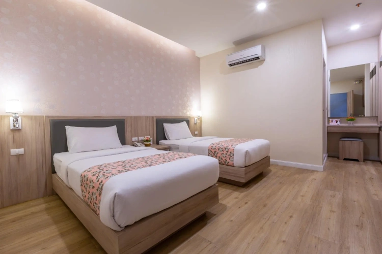 Deluxe Twin room