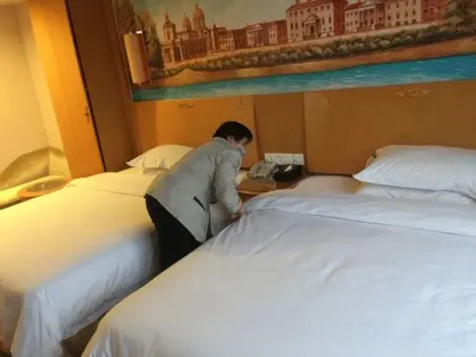 Puyang Baijin Hotel