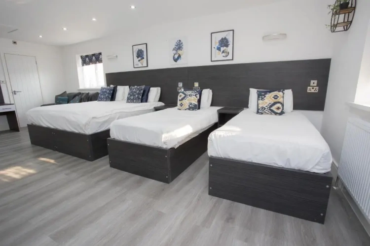Deluxe Quadruple room
