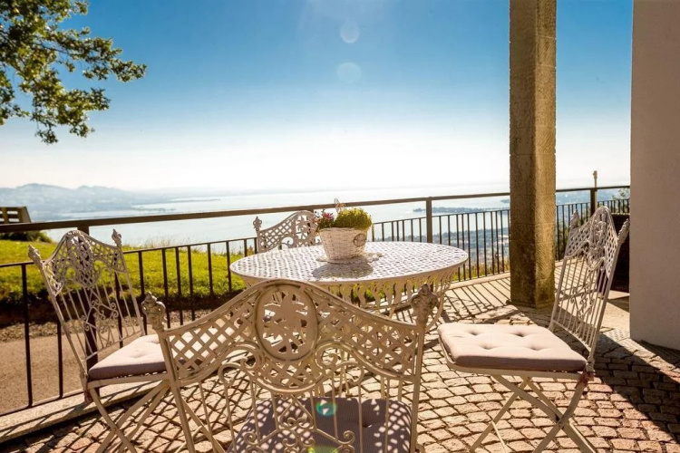 Panorama-Hotel  Restaurant Schnblick
