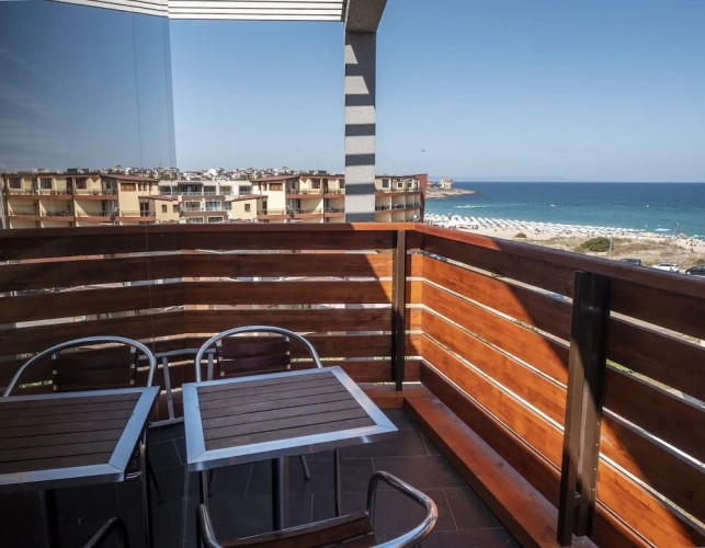 Apartment with balcony