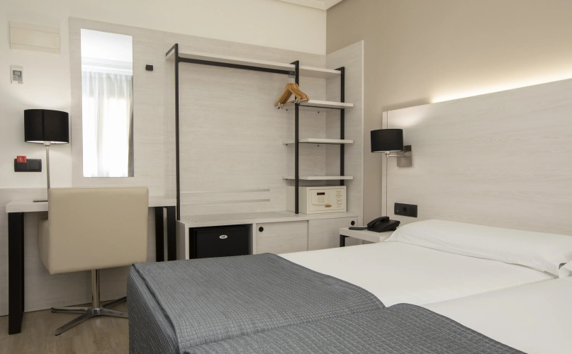 Porcel Ganivet Hotel