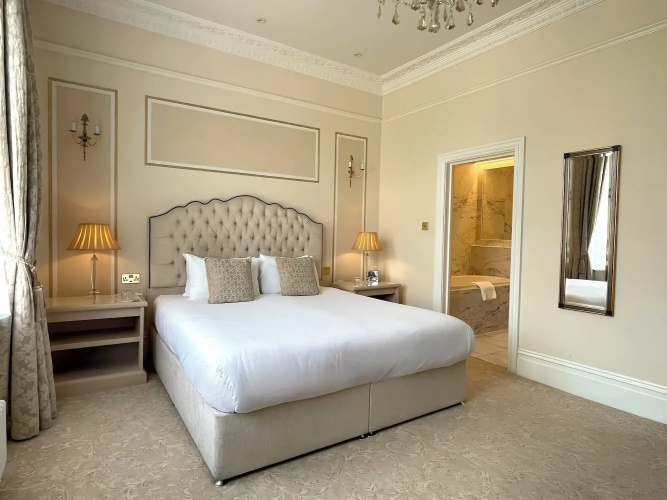 Bathen House Boutique Hotel
