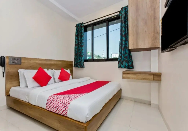 Peace Residency By OYO Rooms