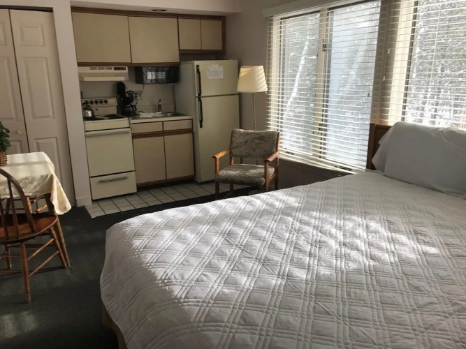Traverse Bay Inn