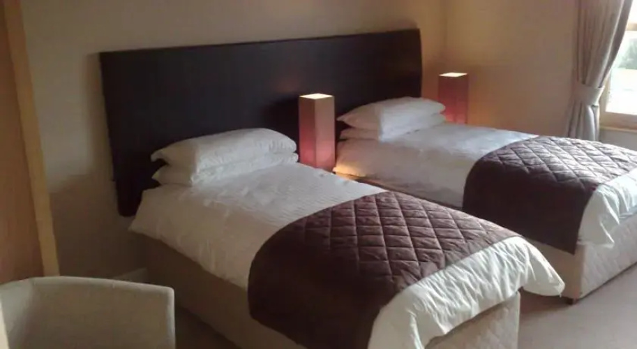 Debarra Lodge