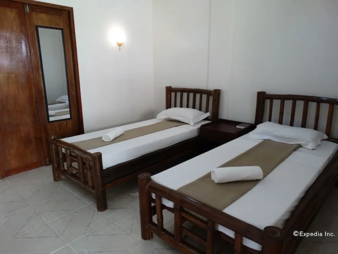 Deluxe Twin room with balcony