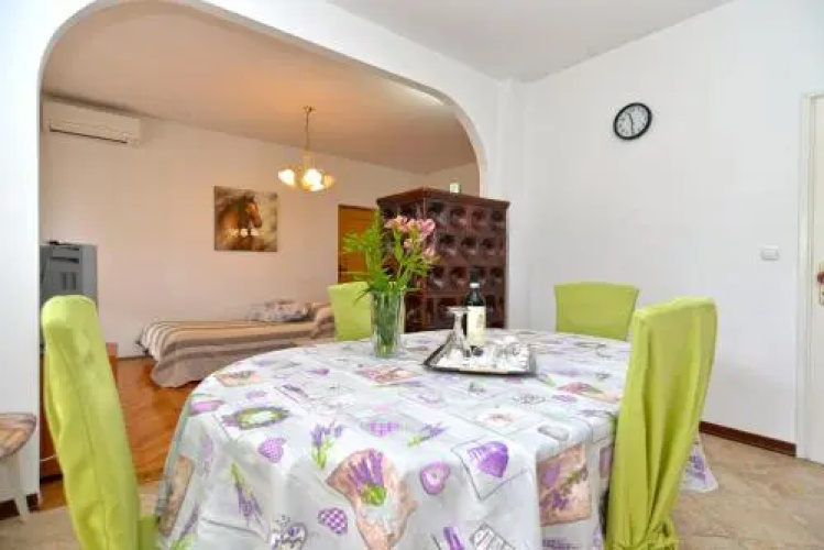 Apartments Mariza 1026