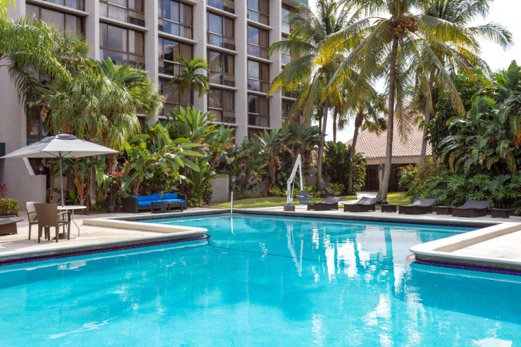 Ramada West Palm Beach Airport photo 19