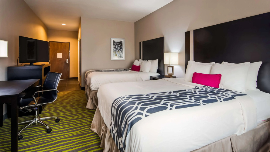 Best Western Plus Dilley Inn & Suites