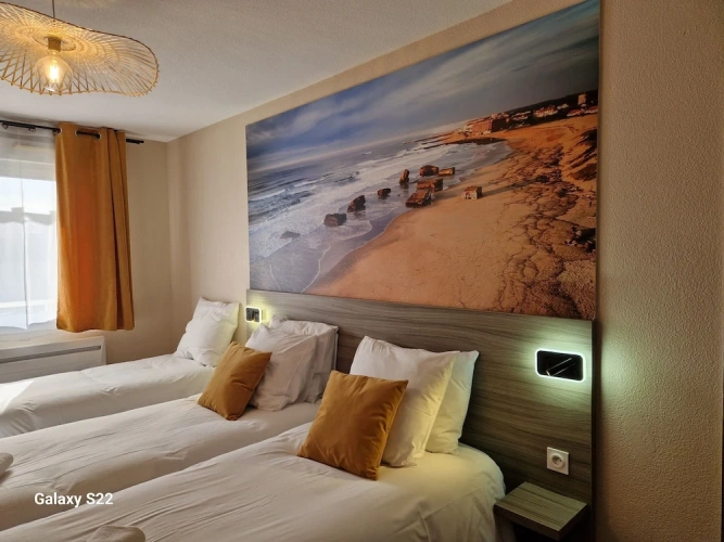 Standard Triple room with balcony