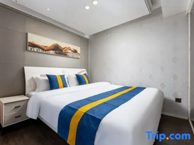 2 Bedrooms Double Suite with balcony