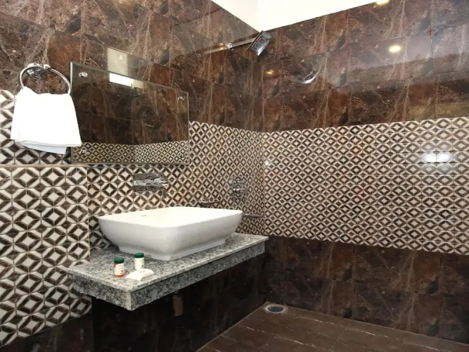 OYO 9822 Hotel Seven