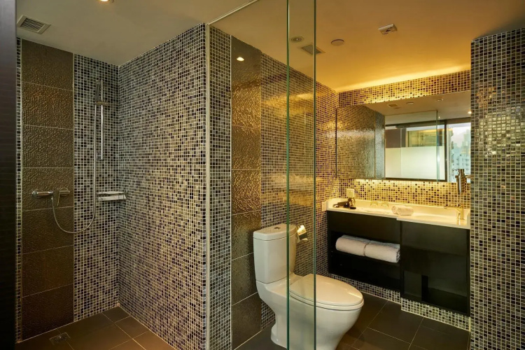 J Link Hotel