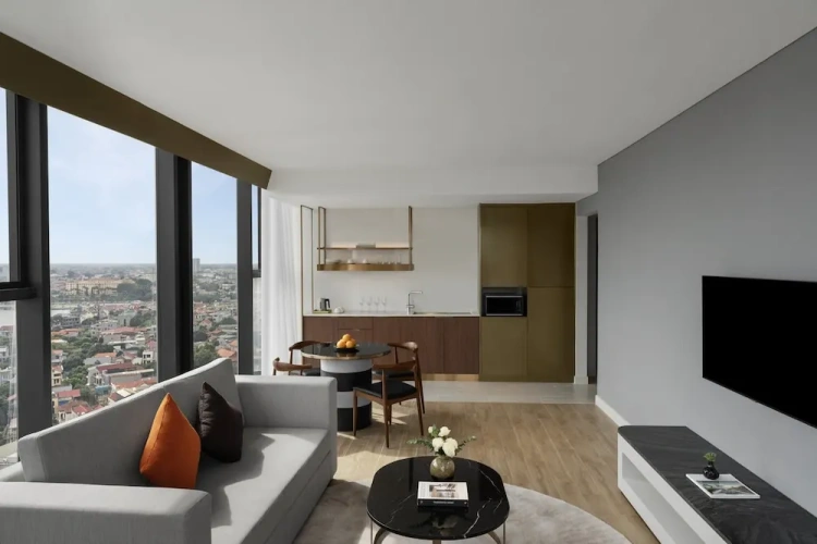 Double Club Suite