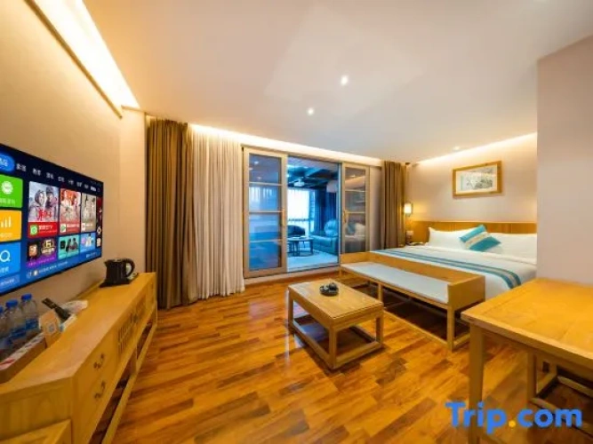 Suite with balcony