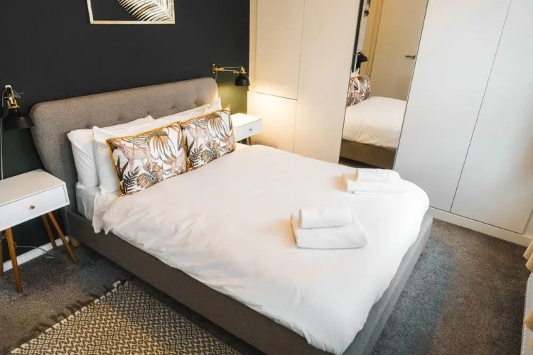 Modern & Stylish 1 bed Flat in Bristol
