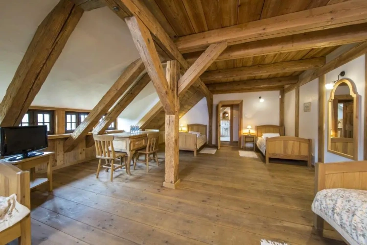 Standard Quadruple room