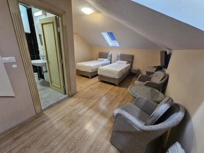 Classic Twin room