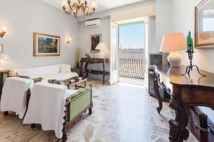 Teatro Greco Balcony Apartment
