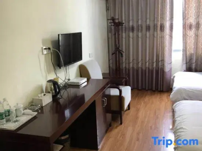 Yihao Express Hotel