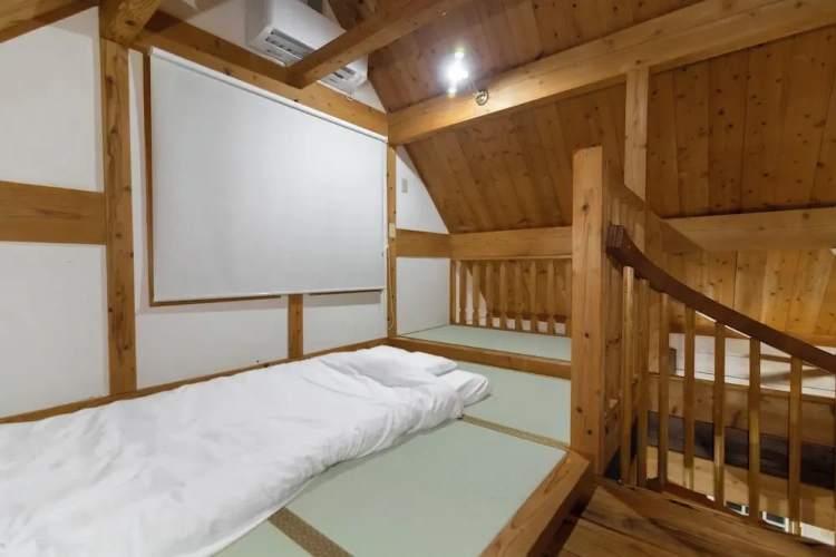 Quintuple Cottage