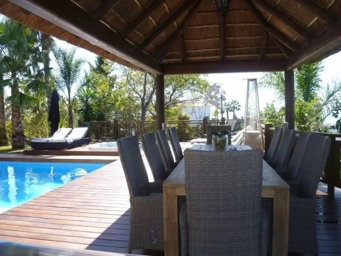 3 Bedrooms Villa