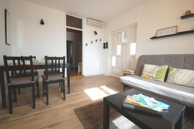 Apartment Iskra