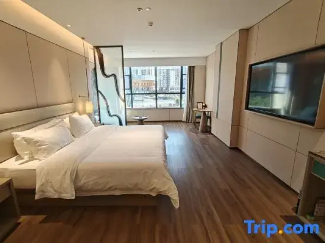 Maximin Hotel