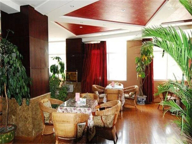 Xichang Xiaoding Business Hotel