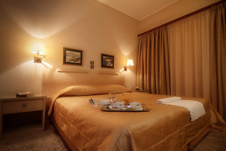 Green Hill Hotel