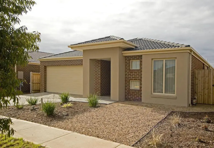 Serviced Houses Point Cook