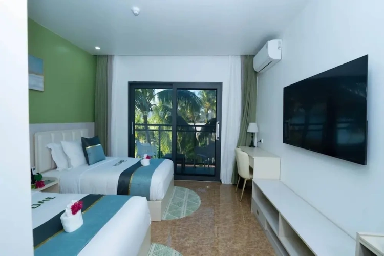 Standard Twin room with balcony