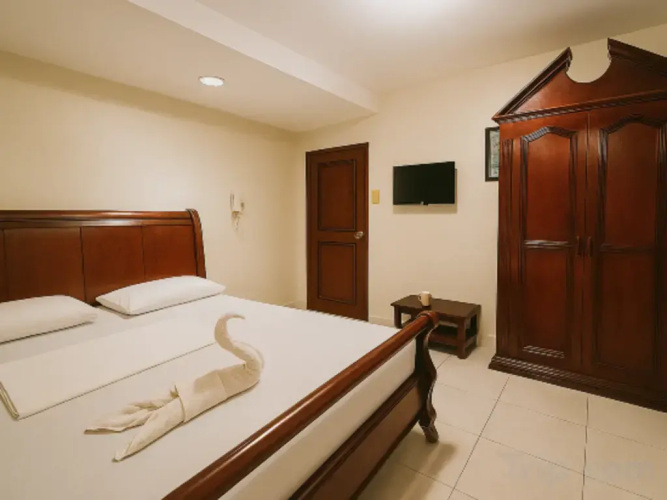 Go Land Pension House