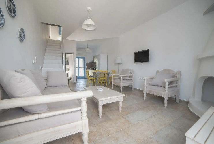 Almyra Guesthouses