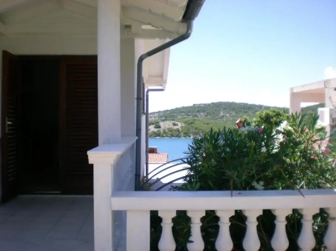 2 Bedrooms Comfort Apartment with sea view