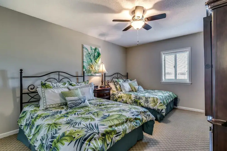 Barefoot Resort North Tower by Condo-World