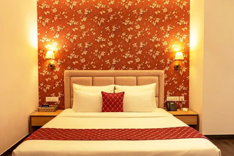 Palasa Hotel