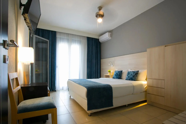 Polis Apartments