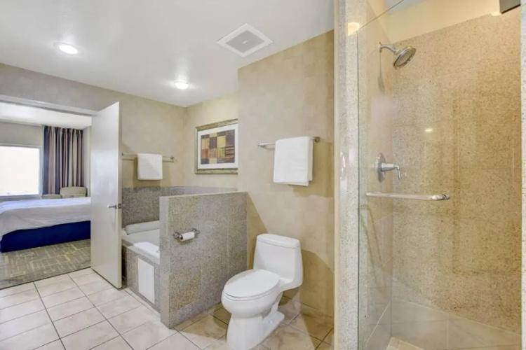 Platinum Hotel & Spa photo 30