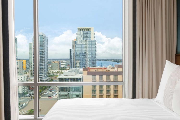 Carte Hotel San Diego Downtown, Curio Collection by Hilton photo 9