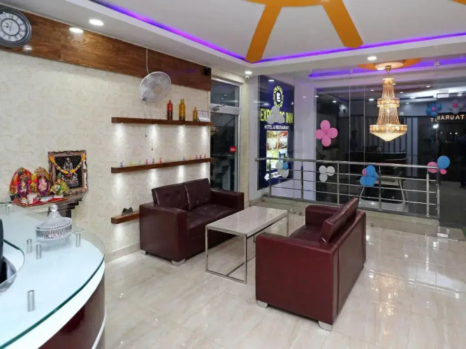 Hotel Express Inn