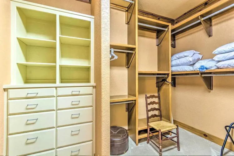 Private Dock + Water Views: Hot Springs Abode!