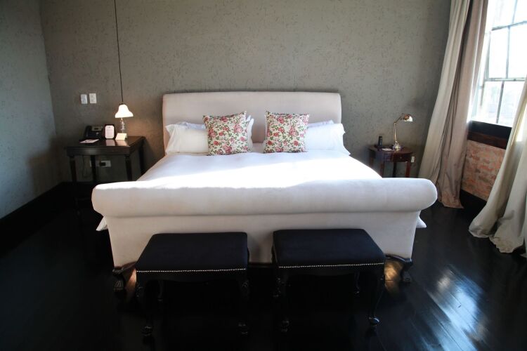 Factoria HotelOver view