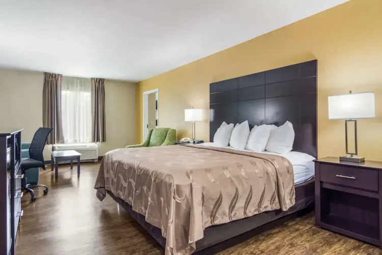 Comfort Inn - Canton